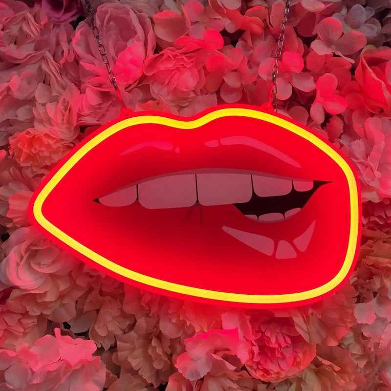 Sexy Red Lip Neon Lights - Ztylist